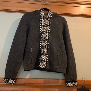 Woolrich hoodie zip front size M